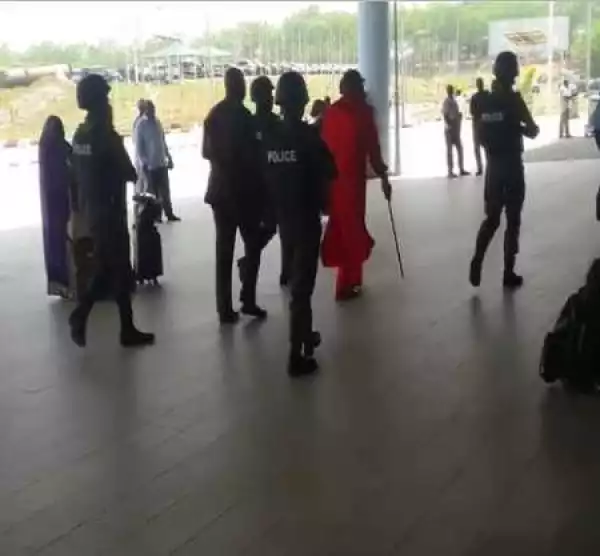 Wow! Pastor Ayo Oritsejafor Causes Stir After Storming Airport With Heavily Armed Policemen (Video)